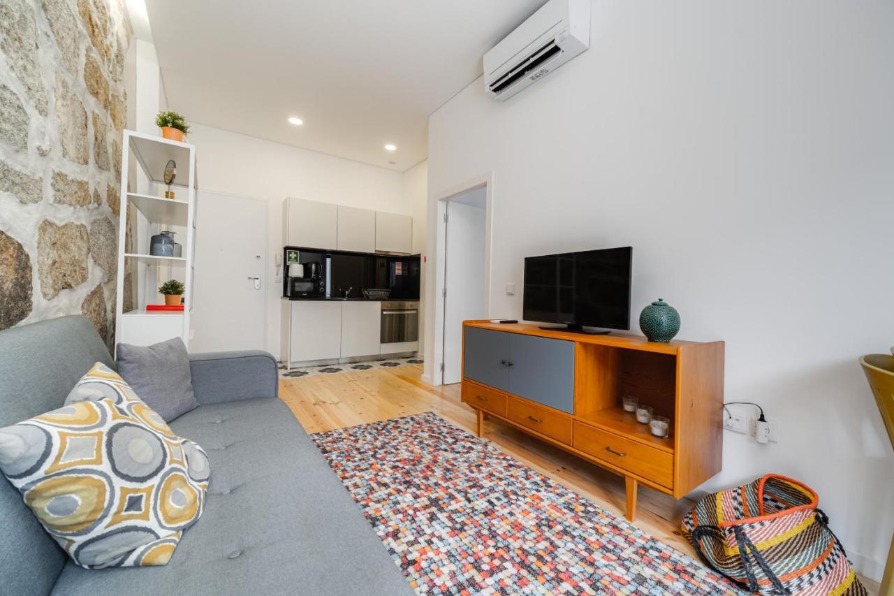 Nomad's Netto & Subway Apartment *